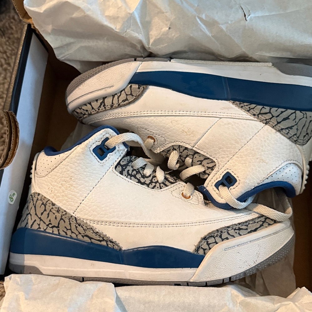 Jordan Retro Sneakers in White and Metallic Copper